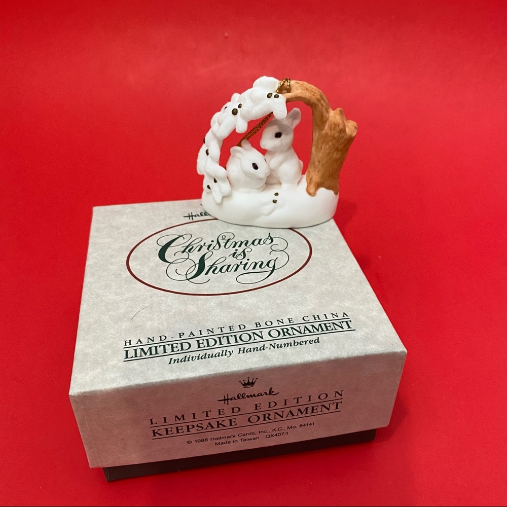 HALLMARK CHRISTMAS ORNAMENT NEW 1988 BONE CHINA SNOW BUNNIES LIMITED EDITION